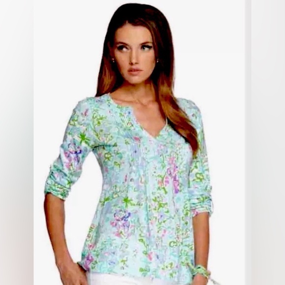 Lilly Pulitzer Tops - Lilly Pulitzer Southern Charm Braylen top size medium‎